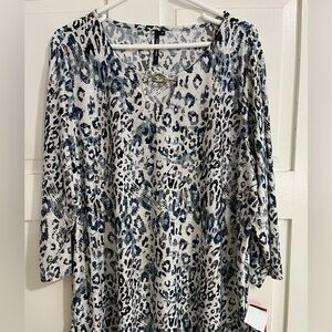 Cathy woman 3/4 dress top. New with tags